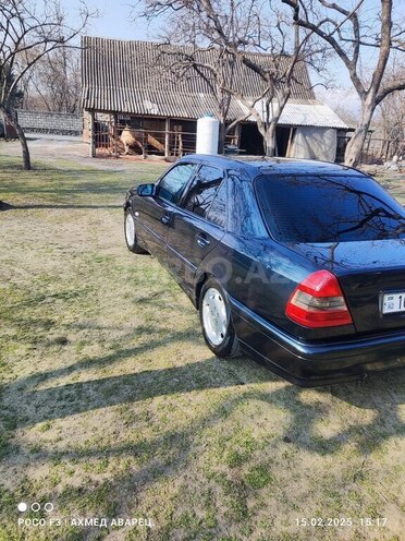 Mercedes C 230 1995, 398,000 km - 2.3 l - Zaqatala