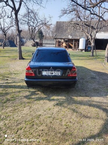 Mercedes C 230 1995, 398,000 km - 2.3 l - Zaqatala