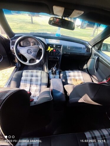 Mercedes C 230 1995, 398,000 km - 2.3 l - Zaqatala