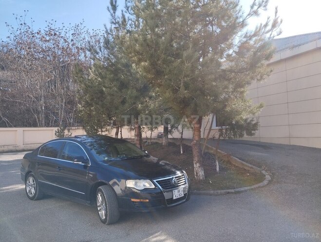 Volkswagen Passat 2005, 400,000 km - 2.0 л - Qusar