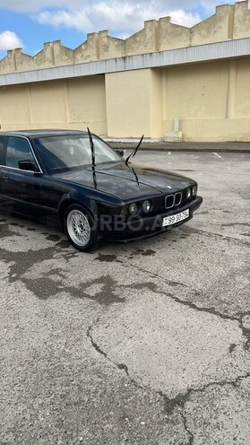 BMW 525 1991, 319,045 km - 2.5 l - Bakı