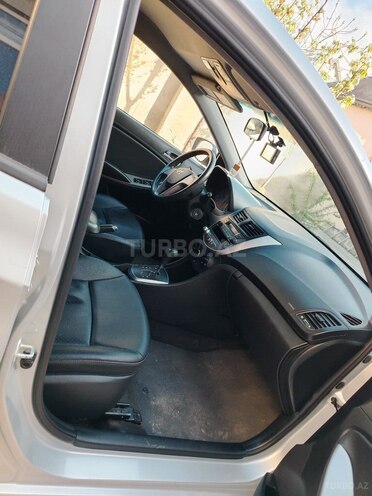 Hyundai Accent 2014, 215,000 km - 1.6 l - Bakı
