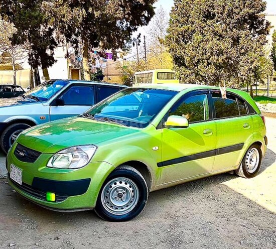 Kia Rio 2005, 300,000 km - 1.4 l - Gəncə
