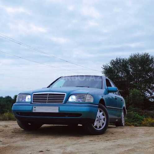 Mercedes C 280 1995, 425,000 km - 2.8 l - Sabirabad