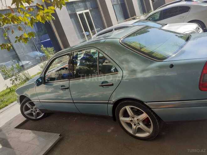 Mercedes C 280 1995, 425,000 km - 2.8 l - Sabirabad