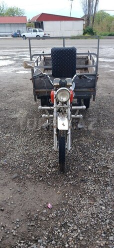 Muravey Muravey-2 01 2015, 50,000 km - 0.8 л - Salyan