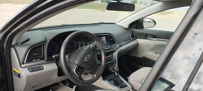 Hyundai Elantra 2017, 115,000 km - 2.0 l - Bakı