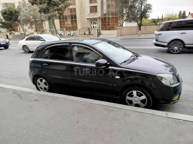 Kia Rio 2009, 194,326 km - 1.6 л - Bakı