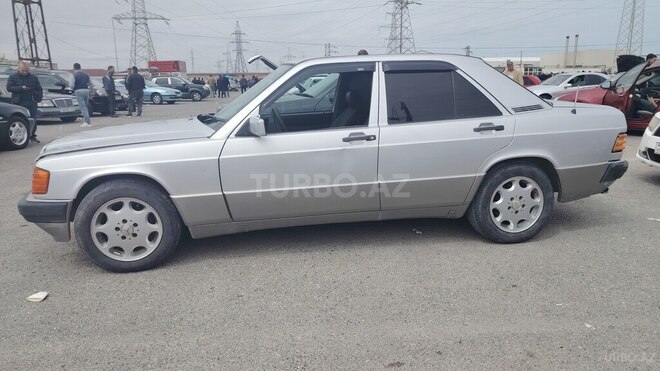 Mercedes 190 1989, 440,000 km - 2.3 л - Bakı