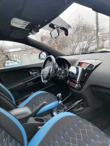Kia Ceed 2007, 267,000 km - 1.6 l - Qusar