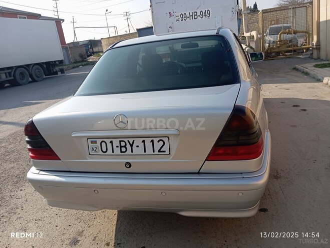 Mercedes C 220 d 2000, 272,000 km - 2.2 l - Bakı