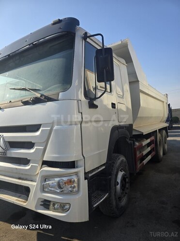 HOWO Sinotruk 2013, 398,000 km - 9.7 l - Ucar