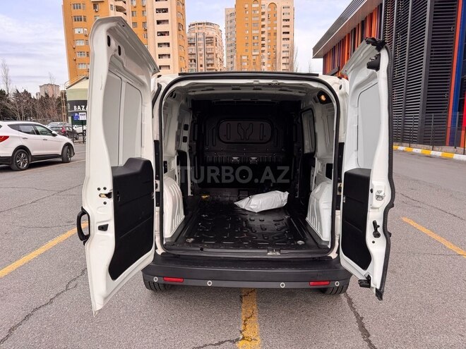 Fiat Doblo 2017, 296,000 km - 1.3 л - Bakı