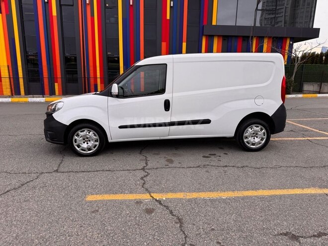 Fiat Doblo 2017, 296,000 km - 1.3 л - Bakı