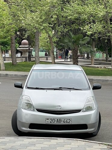 Toyota Prius-1