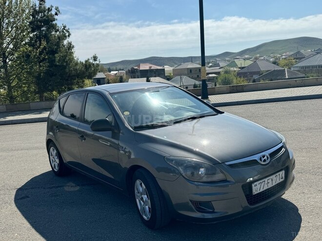 Hyundai i30 2010, 280,000 km - 1.6 l - Göygöl