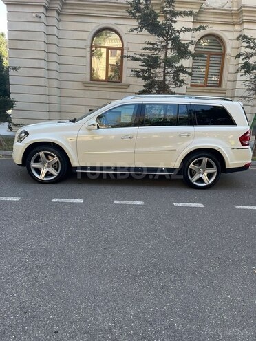 Mercedes GL 500 4MATIC 2011, 72,500 km - 5.5 l - Bakı