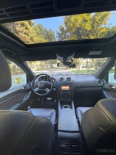 Mercedes GL 500 4MATIC 2011, 72,500 km - 5.5 l - Bakı