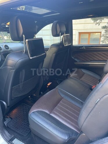 Mercedes GL 500 4MATIC 2011, 72,500 km - 5.5 l - Bakı