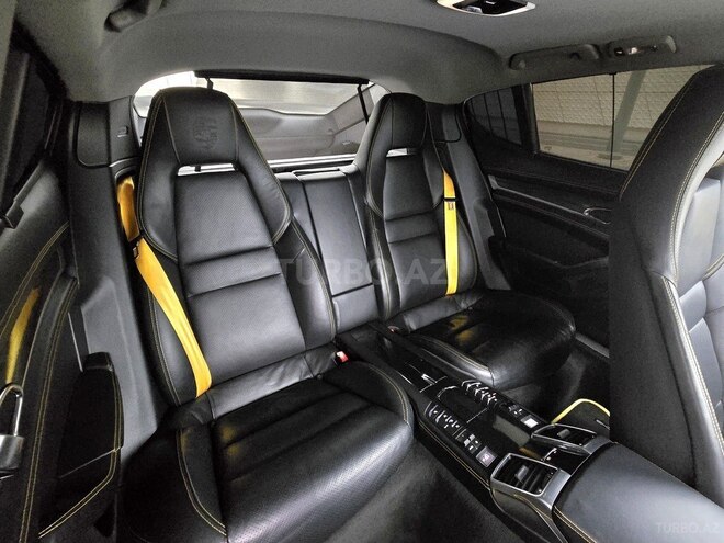 Porsche Panamera 4 2011, 131,000 km - 3.6 l - Bakı