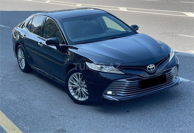 Toyota Camry-5