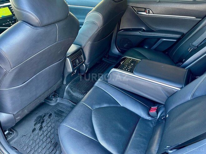 Toyota Camry-17