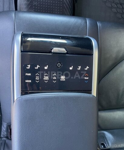 Toyota Camry-16