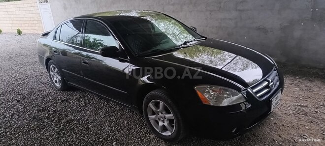 Nissan Altima 2006, 415,000 km - 2.5 l - Salyan
