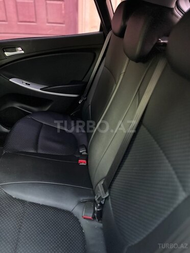 Hyundai Accent 2015, 206,000 km - 1.6 l - Bakı