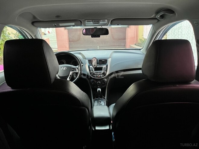 Hyundai Accent 2015, 206,000 km - 1.6 l - Bakı