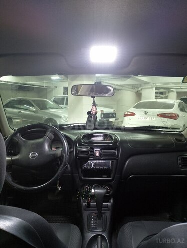 Nissan Sunny 2010, 325,000 km - 1.6 л - Xırdalan