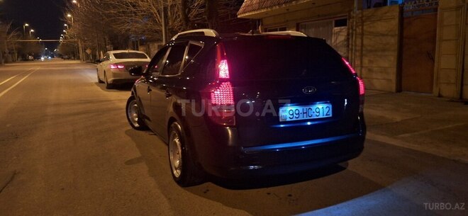 Kia Ceed 2009, 374,121 km - 1.6 л - Bakı