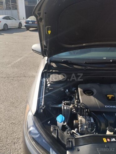 Hyundai Elantra 2018, 84,000 km - 2.0 l - Bakı