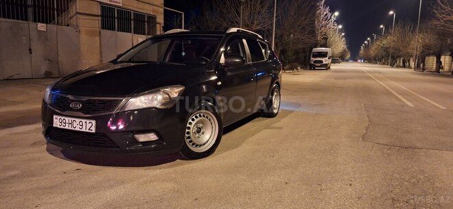 Kia Ceed 2009, 374,121 km - 1.6 л - Bakı