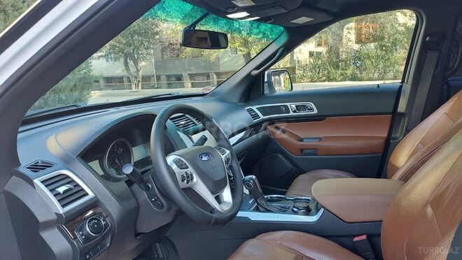 Ford Explorer 2015, 181,000 km - 3.5 l - Sumqayıt