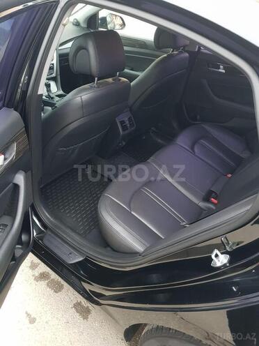 Hyundai Sonata 2015, 180,000 km - 2.0 l - Qusar