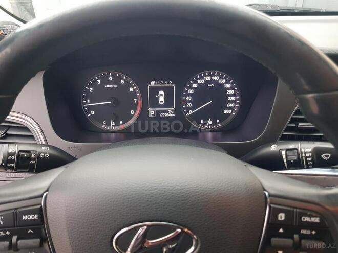 Hyundai Sonata 2015, 180,000 km - 2.0 l - Qusar