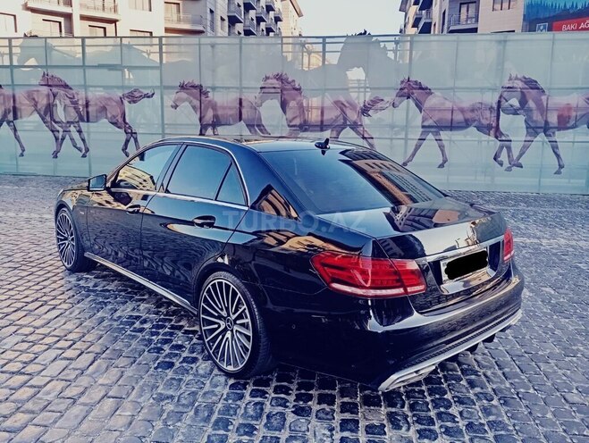 Mercedes E 220-8