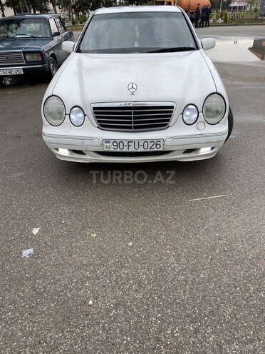 Mercedes E 240 1999, 642,773 km - 2.4 л - Şirvan