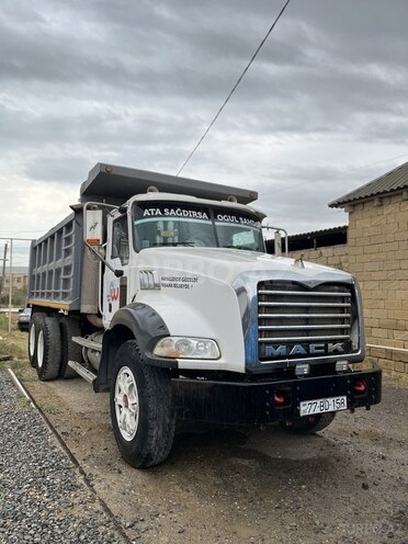 Mack  2009, 205,700 km - 11.0 l - Bakı