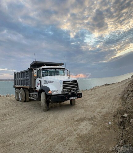 Mack  2009, 205,700 km - 11.0 l - Bakı