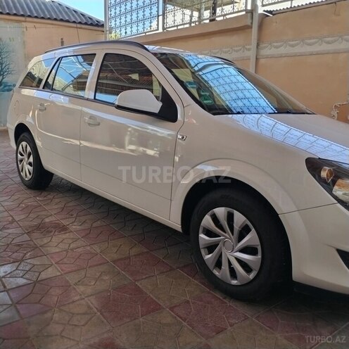 Opel Astra 2009, 245,000 km - 1.4 l - Gəncə
