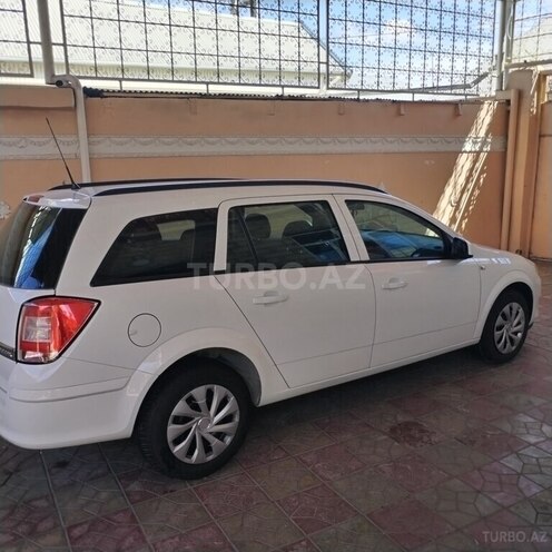 Opel Astra 2009, 245,000 km - 1.4 l - Gəncə