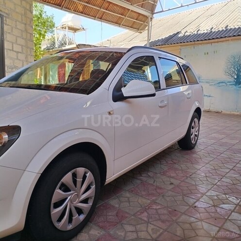 Opel Astra 2009, 245,000 km - 1.4 l - Gəncə