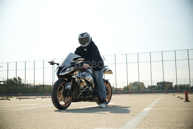 Kawasaki Ninja ZX-10R-2