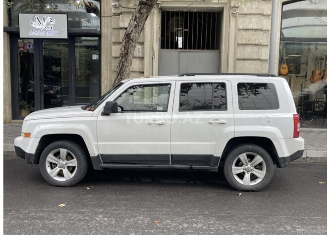 Jeep Patriot 2011, 120,000 km - 2.4 l - Bakı