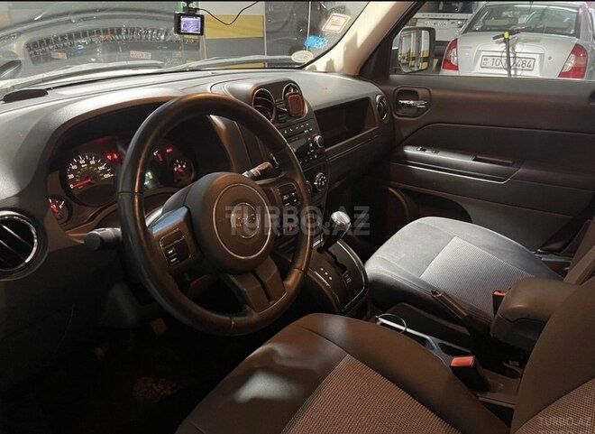 Jeep Patriot 2011, 120,000 km - 2.4 l - Bakı