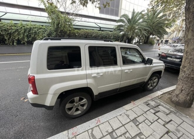 Jeep Patriot 2011, 120,000 km - 2.4 l - Bakı
