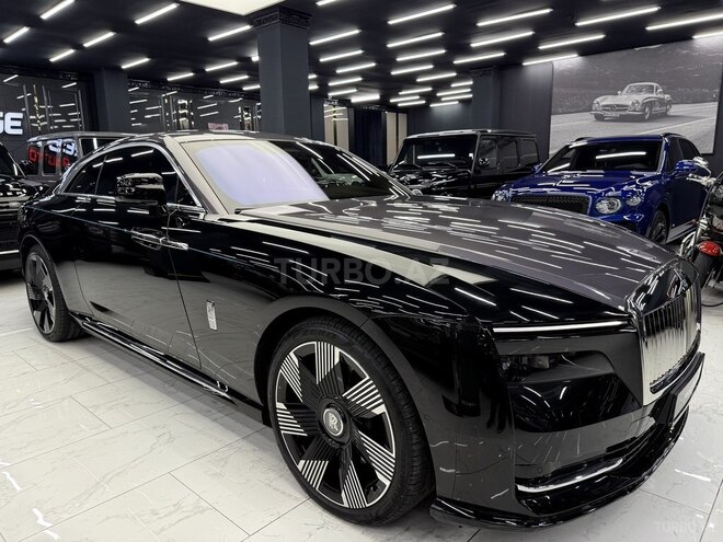 Rolls-Royce Spectre-3