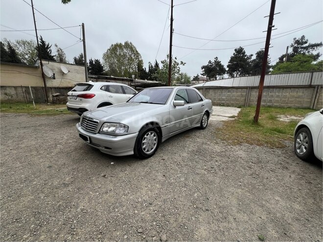 Mercedes C 230 2000, 413,526 km - 2.3 л - Bakı